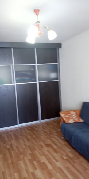 ул. Парниковая,10 в Реже - rezh.yutvil.ru